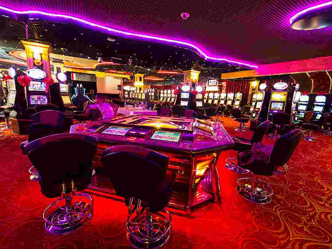 Titan King Resort and Casino đầu tư âm thanh ánh sáng đặc sắc